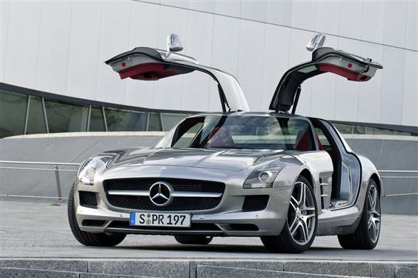 Mercedes SLS