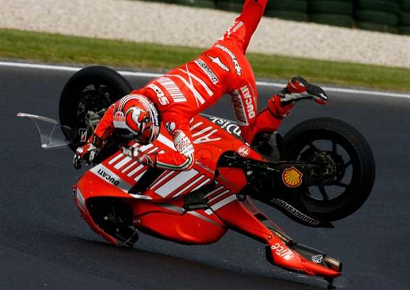 2007 Australian Motogp Qualifying Casey Stoner High-sides His Ducati 